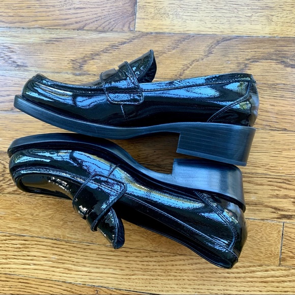 New JEFFREY CAMPBELL Sorbonne Black Crinkle Patent Leather Penny Loafer | Sz 10 - Picture 7 of 9